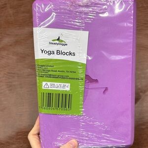 SteadyDoggie Purple Yoga Blocks - Set of 2